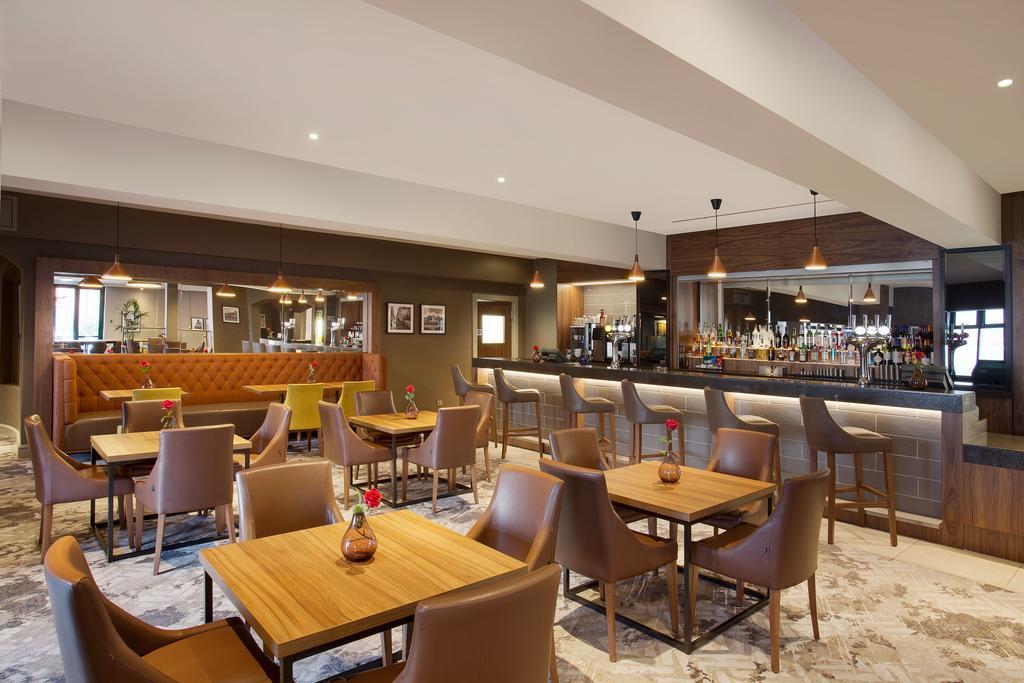 Jurys Inn East Midlands Airport  Castle Donington Exterior foto