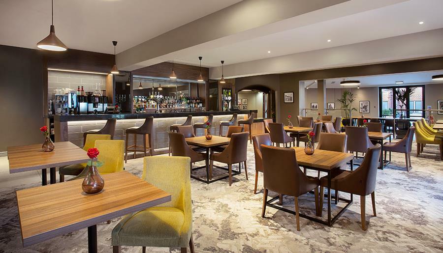 Jurys Inn East Midlands Airport  Castle Donington Exterior foto